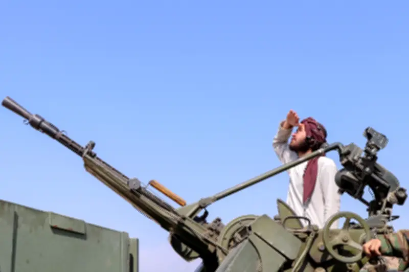 Afghanistan Dakwa Tembak Jatuh Jet Pejuang Pakistan, Tawan Juruterbang dalam Konflik Sempadan