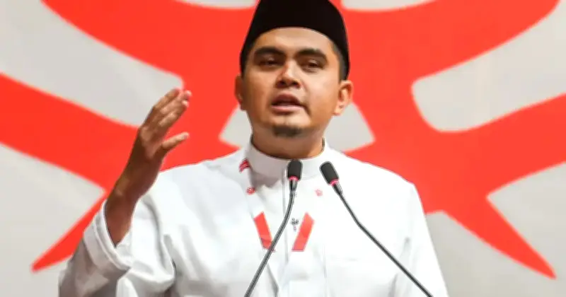 Akmal Dituduh Musuh Dalam Selimut Kerajaan BN-PH oleh Pemuda PH Melaka