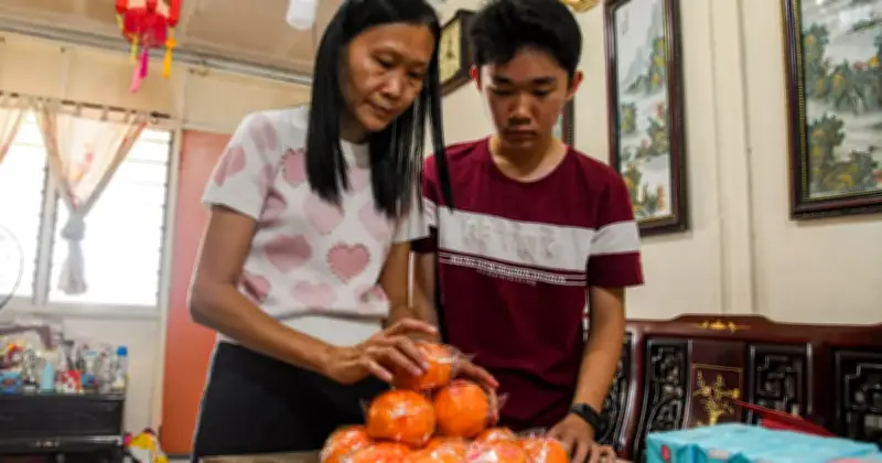Alunan Piano Sumber Rezeki Ibu Tunggal Pasca Kehilangan Suami Akibat Covid-19