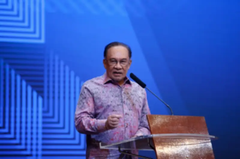 Anwar Ucap Tahniah kepada Perdana Menteri Baharu Bangladesh, Jalin Hubungan Lebih Erat