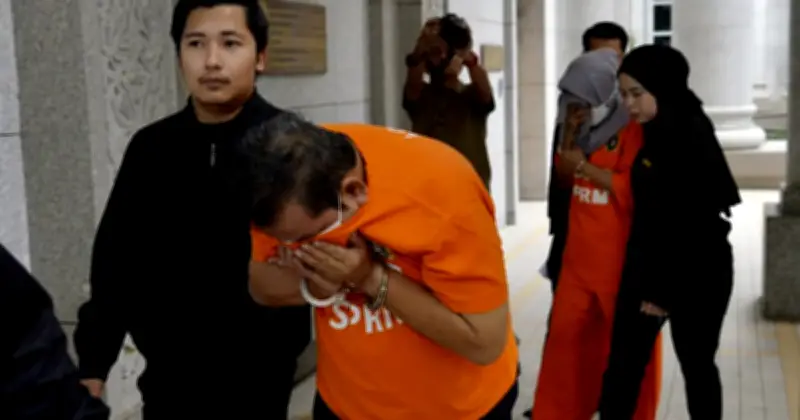 Bekas Setiausaha Politik, Isteri Ditahan Reman dalam Siasatan Rasuah MACC