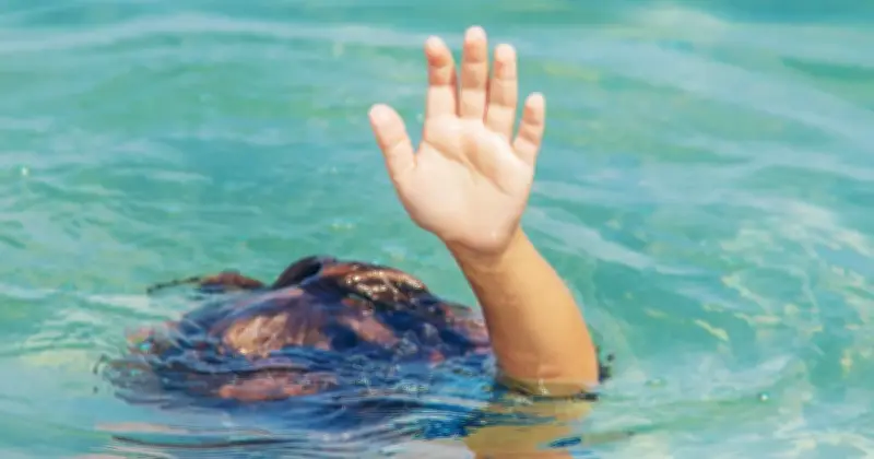 Budak 11 Tahun Maut Lemas Ketika Mandi di Pantai Tanjung Buloh, Kota Tinggi