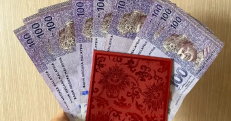 Budaya Ang Pow Malaysia: Merah dan Hijau Simbol Perpaduan dalam Kepelbagaian