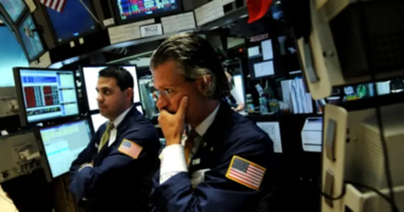 Futur Saham AS Jatuh Kerana Kebimbangan AI, Nasdaq Menuju Kerugian Bulanan Terbesar