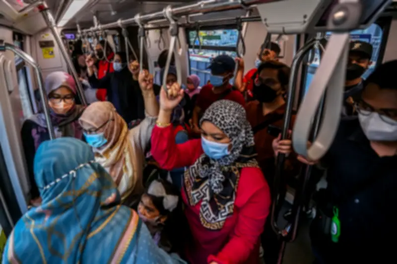 Gangguan Teknikal LRT Laluan Kelana Jaya Sebabkan Kesesakan Waktu Puncak Pagi