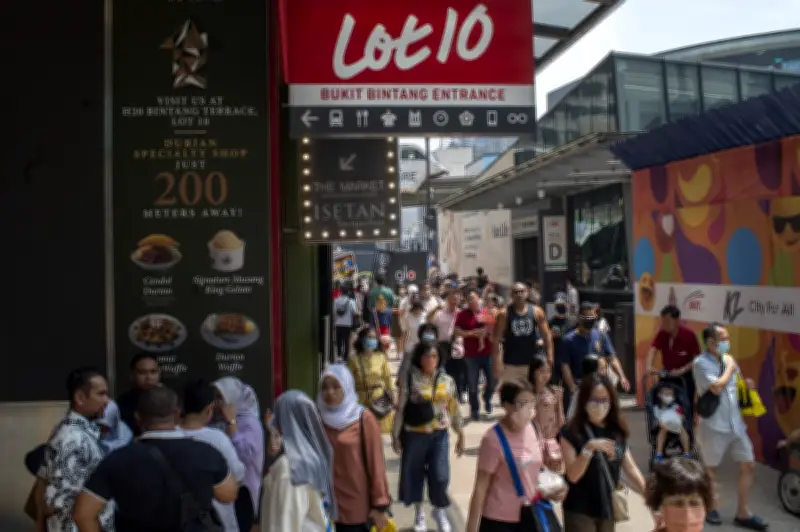 Indeks Kemiskinan Pelbagai Dimensi Malaysia Turun, Isyarat Kehidupan Lebih Sihat dan Selamat