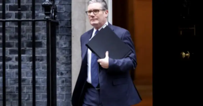 Keir Starmer Hadapi Krisis Baru: Menteri Josh Simons Letak Jawatan