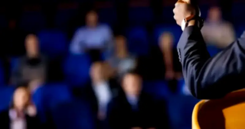 Kemahiran Politikus: Bercakap Tanpa Berkata-Kata dengan Ucapan Alhamdulillah