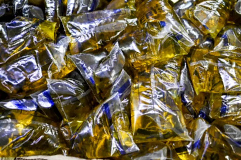 Kerajaan Kaji Sistem MyKad-SARA untuk Cegah Kebocoran Subsidi Minyak Masak