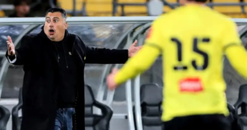 Ketua Jurulatih Wellington Meletak Jawatan Selepas Kekalahan 5-0 Kepada Auckland