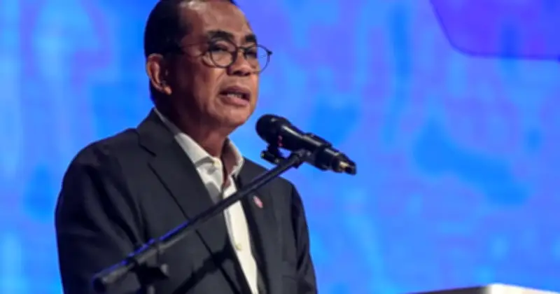 Khaled Nordin Tegaskan Tiada Keperluan Parti Baharu Perjuang Nasib Melayu