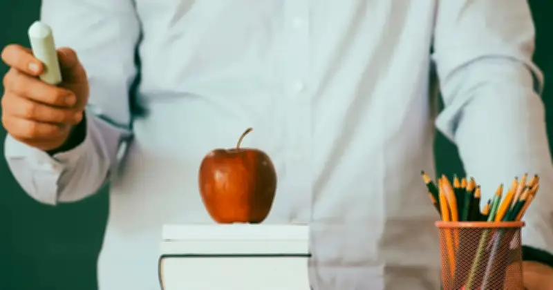 Lorong Sempit Jadi Sekolah: Pendidikan Bermula di Ruang Kehidupan