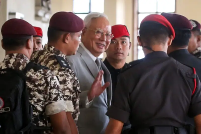 Mahkamah Rayuan Benarkan Najib Hadir Sidang Rayuan Dzulkefly dan Siasatan Contempt