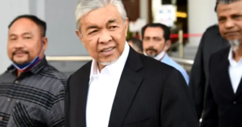 Mahkamah Tangguh Permohonan Bebas Zahid dalam Kes Yayasan Akalbudi
