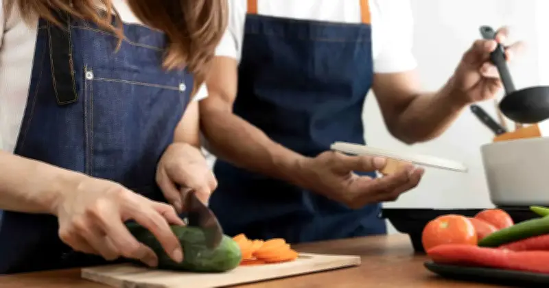 Memasak di Rumah Tidak Semestinya Lebih Sihat - Pakar Kongsi Fakta Mengejutkan