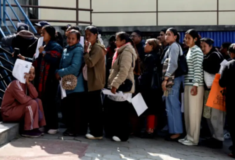 Nepal Mengundi Selepas Bantaman: Oli Mahu Kembali, Shah Pimpin Barisan Baharu