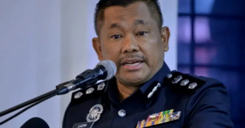 Pekerja Asing Maut Akibat Serpihan Cermin Pecah di Bangunan Pejabat