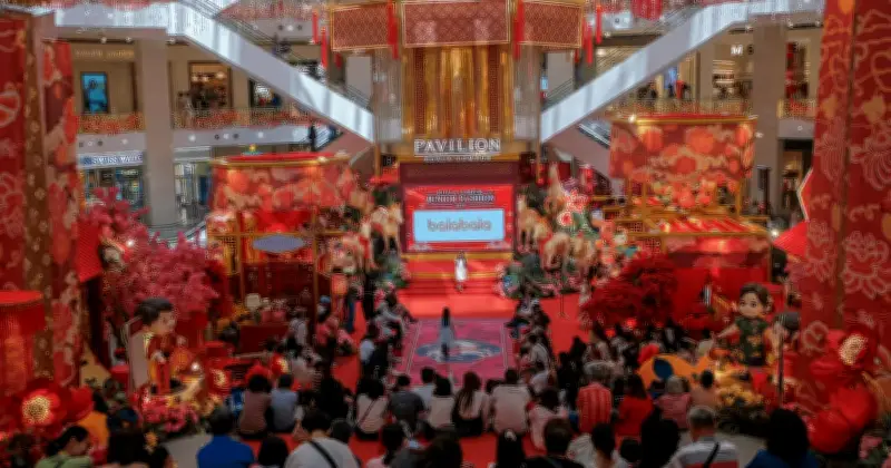 Pelajar China Kagumi Sambutan Tahun Baru Cina di Malaysia yang Lebih Meriah dan Tradisional