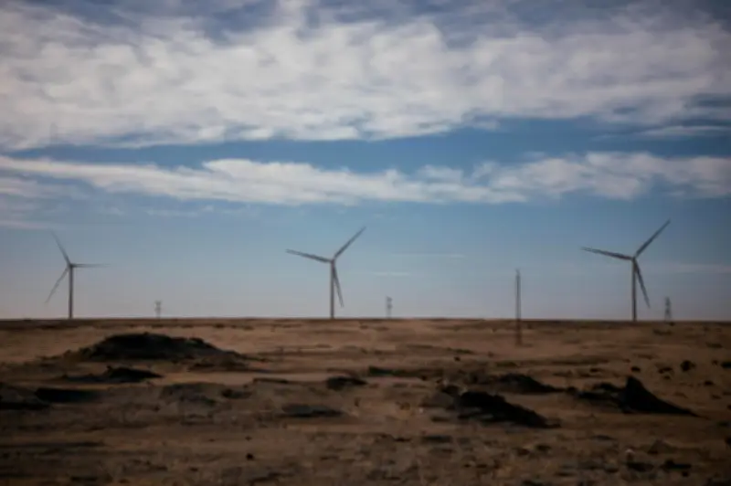 Pendorongan Tenaga Boleh Diperbaharui Tersekat 2025, Projek Angin dan Solar Hilang Momentum