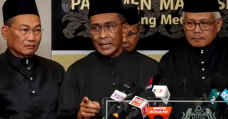 Penganalisis: Takiyuddin Ada Pakej Lengkap Ganti Hamzah Sebagai Ketua Pembangkang