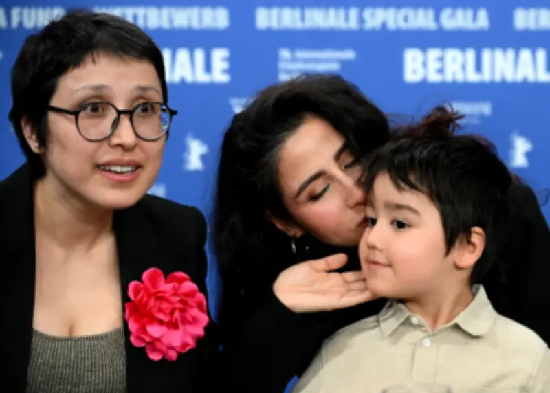 Pengarah Berlinale Cipta Dunia Baharu Ketika Penggambaran Di Negara Asal Mustahil