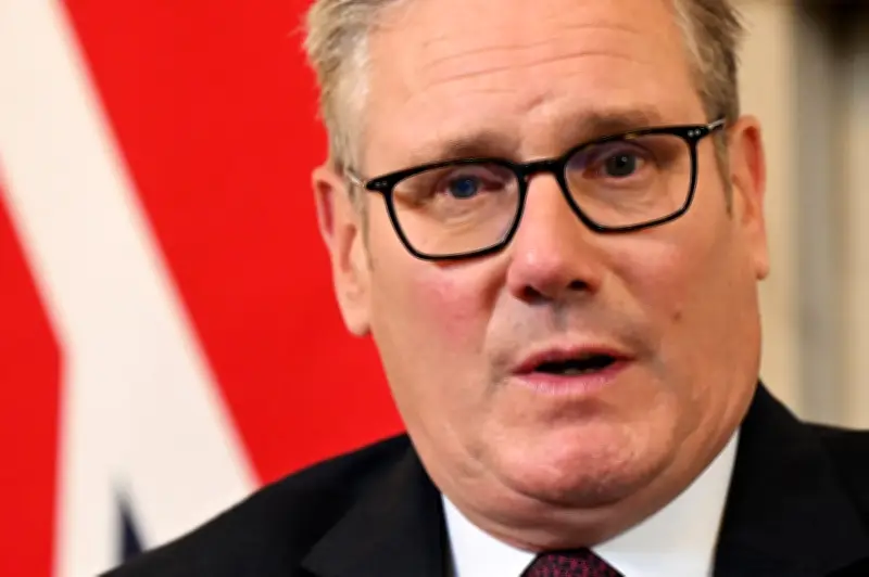 Perdana Menteri UK Keir Starmer Teguh Bertahan Meskipun Tekanan Skandal Epstein Meningkat