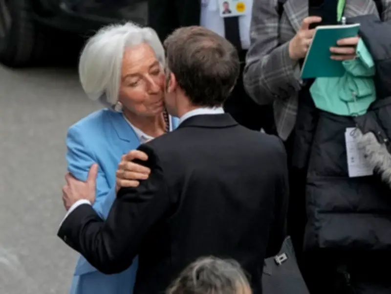Perlumbaan Penggantian ECB Bermula: Lagarde Rancang Berundur Awal Demi Pilihan Macron-Merz
