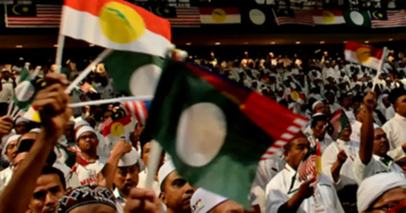 Perpaduan Melayu: Mitos yang Diperdagangkan Elit Politik untuk Kuasa