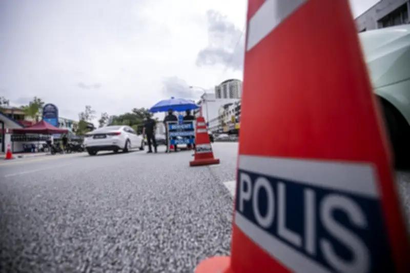 Polis Nafi Dakwaan Rasuah di Bukit Jalil, Jelaskan Pegawai Sedang Mengeluarkan Saman