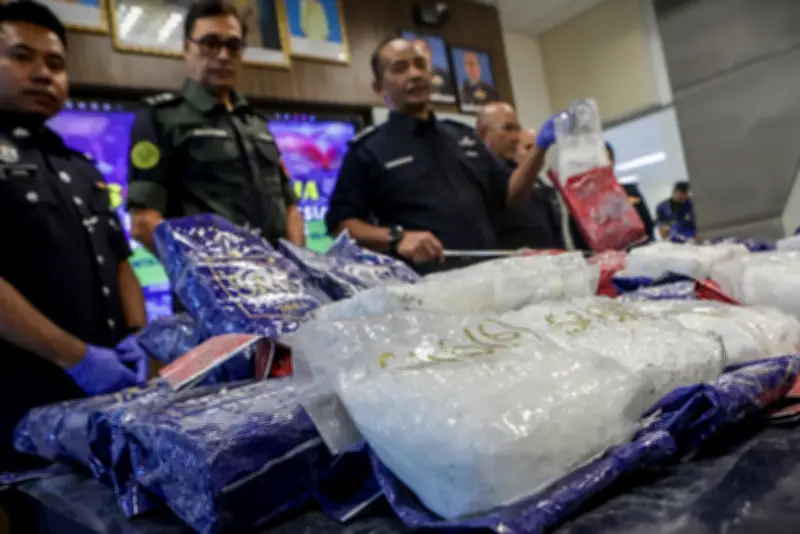 Polis Perlis Rampas 98.73kg Syabu Bernilai RM4.9 Juta di Sempadan Padang Besar