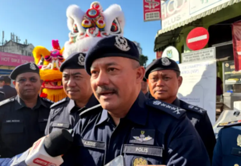 Polis Pulau Pinang Tangkap Tiga Individu Kait Kebakaran Kenderaan di Bayan Lepas