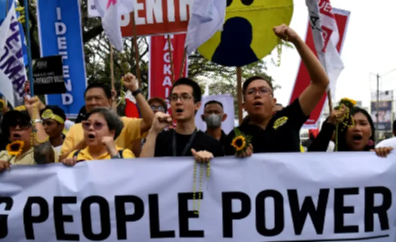 Protes Korupsi di Filipina Sempena Ulang Tahun Kejatuhan Marcos