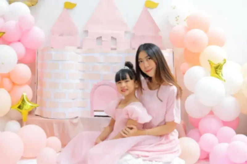 Rakan Sekolah Kumpul Dana Untuk Ibu Yang Cedera Dalam Kemalangan Maut Di Chinatown Singapura