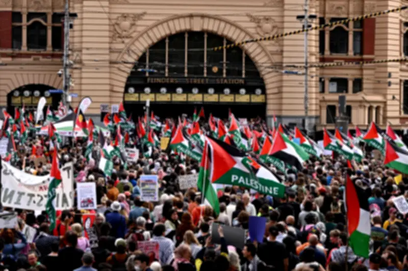 Ribuan Berhimpun di Sydney Bantah Lawatan Presiden Israel, Polis Guna Gas Pemedih Mata