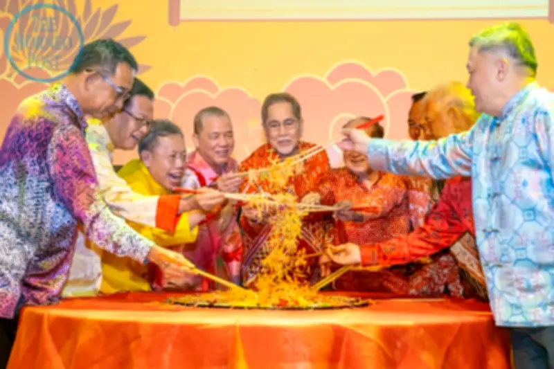 Semangat 'Segulai Sejalai' Bersinar di Rumah Terbuka Tahun Baru Cina Sarawak