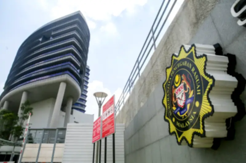 SPRM Tangkap 7 Pegawai PBT Selangor Didakwa Terima Rasuah Lesen Perniagaan