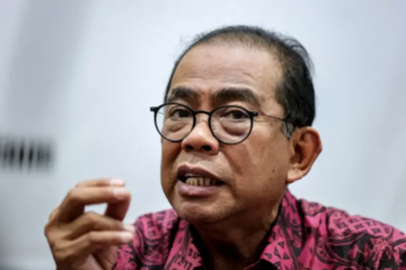 Tiada Bukti Penderaan Dalam Kematian Trooper Indiran, Menteri Pertahanan Tegah Politikan