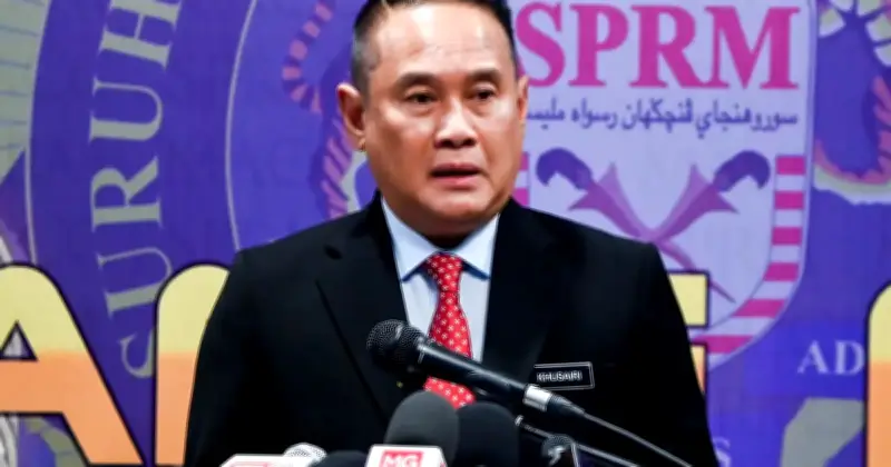 Tiga Penguat Kuasa Antara 12 Ditahan SPRM Disyaki Lindungi Syarikat Lori