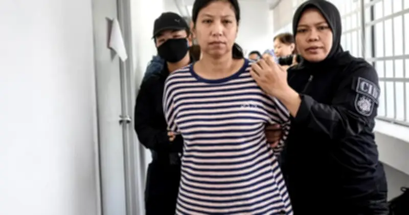 Wanita Didakwa Guna Kekerasan Terhadap Sultan Perak Mohon Kes Dibatalkan