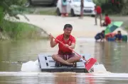 Banjir Beaufort: Lima Jalan Ditutup, Perkhidmatan Keretapi Terhad ke Stesen Bongawan