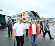 Blok Kedai Di Sibu Runtuh Sebahagian, Majlis Perbandaran Arah Penutupan Segera