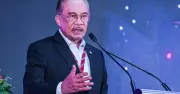 Jangan Ringan-Ringankan Gesaan Pecat Azam, PAC Ingatkan Anwar