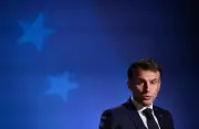 Macron Panggil Eropah Labur Sektor Strategik, Peringatkan Ancaman AS Belum Berakhir