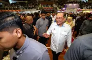 Perak Terima RM5 Juta Daripada PM Anwar Untuk Kerja-Kerja Segera