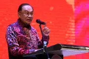 PM Anwar Seru Rakyat Utamakan Ekonomi, Pertahankan Status Bahasa Melayu