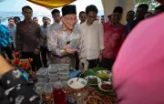 PM Anwar Seru Umat Islam Manfaatkan Ramadan Untuk Perbaiki Diri, Peruntuk RM2 Juta