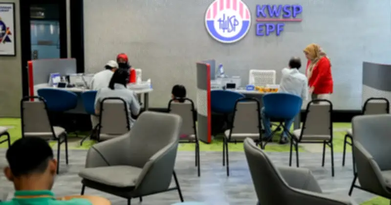 60% Ahli KWSP Berpotensi Capai Simpanan Asas RM390,000 Menjelang 2030, Kata Amir Hamzah