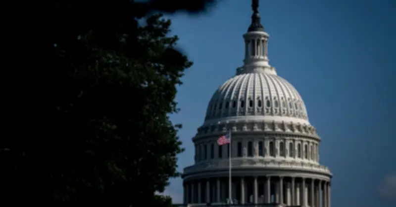 Ahli Kongres Demokrat AS Desak Siasatan Adil Serangan Sekolah di Iran