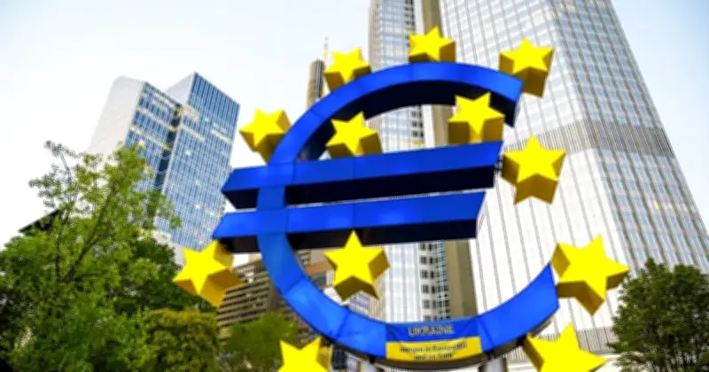 Aktiviti Perniagaan Eurozone Perlahan Mac Disebabkan Perang Timur Tengah