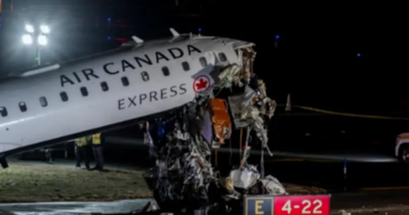 ATC Akui Kesilapan Punca Pelanggaran Pesawat dan Trak Bomba di LaGuardia